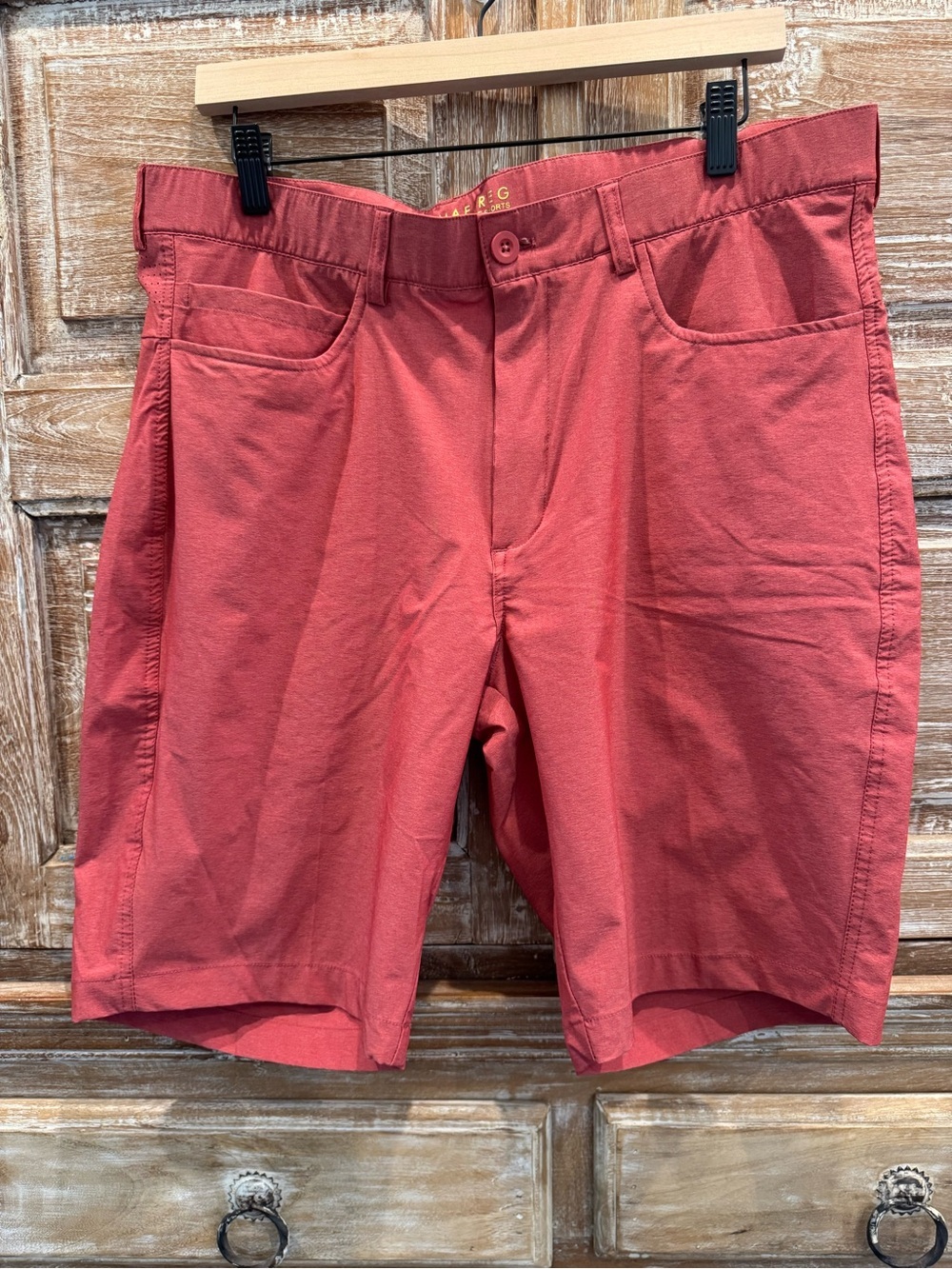 Maelreg Performance Golf Classic Flat-Front Men's Shorts Red Coral Lightweight